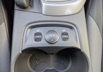 Подержанный автомобиль Ford Focus Sedan 2013 года (14 фото)