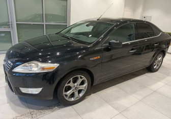 Подержанный автомобиль Ford Mondeo Sedan 2010 года (5 фото)