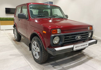 Подержанный автомобиль LADA (ВАЗ) 2121 (4x4) 2018 года (3 фото)