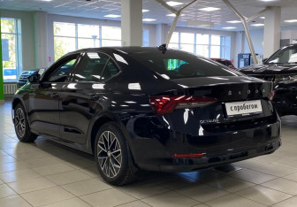 Подержанный автомобиль Skoda Octavia Liftback 2020 года (6 фото)