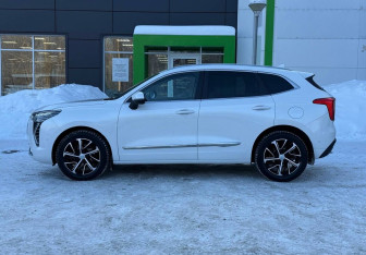 Подержанный автомобиль Haval Jolion 2021 года (8 фото)