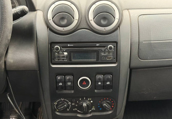 Подержанный автомобиль LADA (ВАЗ) Largus Wagon 2013 года (13 фото)