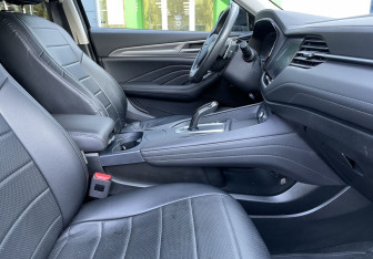 Подержанный автомобиль Haval F7 2021 года (10 фото)
