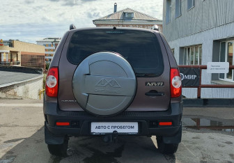 Подержанный автомобиль Chevrolet Niva 2019 года (6 фото)