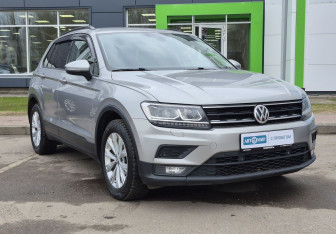 Подержанный автомобиль Volkswagen Tiguan 2020 года (3 фото)