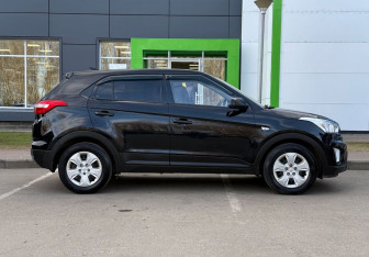 Подержанный автомобиль Hyundai Creta 2019 года (4 фото)