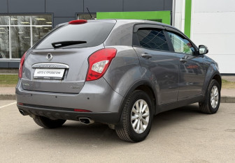Подержанный автомобиль SsangYong Actyon 2013 года (5 фото)
