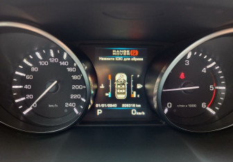 Подержанный автомобиль Land Rover Range Rover Evoque 2012 года (10 фото)