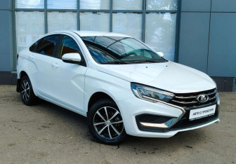 Подержанный автомобиль LADA (ВАЗ) Vesta Sedan 2023 года (3 фото)