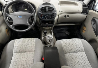 Подержанный автомобиль LADA (ВАЗ) Kalina Hatchback 2007 года (10 фото)