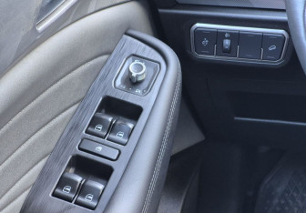 Подержанный автомобиль Haval F7x 2023 года (15 фото)