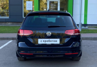 Подержанный автомобиль Volkswagen Passat Wagon 2017 года (6 фото)