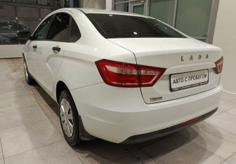 Подержанный автомобиль LADA (ВАЗ) Vesta Sedan 2020 года (8 фото)
