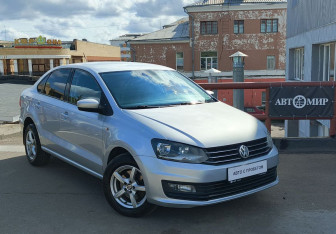 Подержанный автомобиль Volkswagen Polo Sedan 2016 года (4 фото)