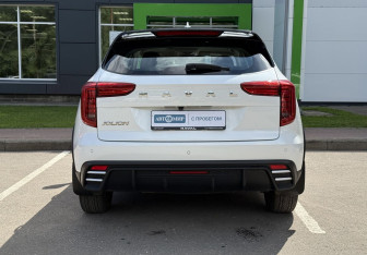 Подержанный автомобиль Haval Jolion 2024 года (6 фото)