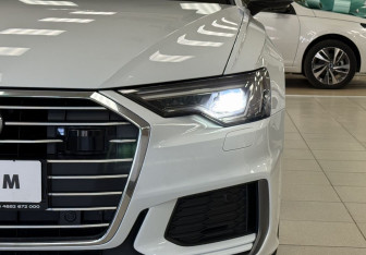 Подержанный автомобиль Audi A6 Sedan 2019 года (22 фото)