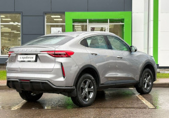 Подержанный автомобиль Haval F7x 2022 года (5 фото)