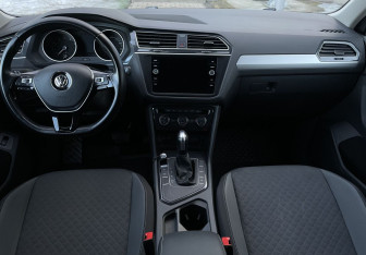 Подержанный автомобиль Volkswagen Tiguan 2020 года (9 фото)