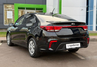 Подержанный автомобиль Kia Rio Sedan 2019 года (6 фото)