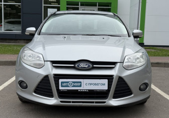Подержанный автомобиль Ford Focus Sedan 2012 года (2 фото)