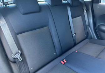 Подержанный автомобиль Nissan Juke 2011 года (11 фото)