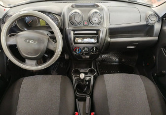 Подержанный автомобиль LADA (ВАЗ) Granta Sedan 2013 года (9 фото)