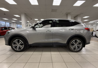 Подержанный автомобиль Haval F7 2023 года (8 фото)