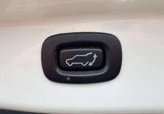 Подержанный автомобиль Mitsubishi Outlander 2014 года (17 фото)