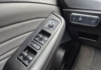 Подержанный автомобиль Haval F7x 2022 года (16 фото)