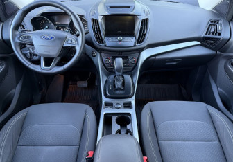 Подержанный автомобиль Ford Kuga 2018 года (9 фото)