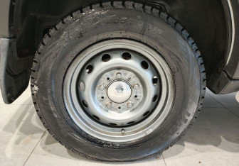 Подержанный автомобиль Chevrolet Niva 2014 года (9 фото)