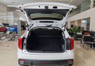 Новый Haval Jolion 2025 (4 фото)