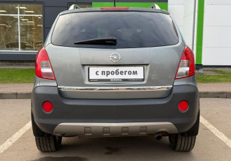 Подержанный автомобиль Opel Antara 2013 года (6 фото)