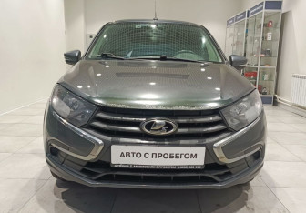 Подержанный автомобиль LADA (ВАЗ) Granta Hatchback 2019 года (3 фото)