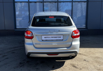 Подержанный автомобиль LADA (ВАЗ) Granta Hatchback 2018 года (7 фото)