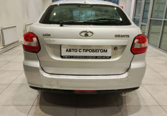 Подержанный автомобиль LADA (ВАЗ) Granta Liftback 2016 года (6 фото)