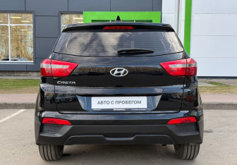 Подержанный автомобиль Hyundai Creta 2019 года (6 фото)