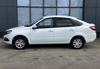 Подержанный автомобиль LADA (ВАЗ) Granta Liftback 2025 года (4 фото)