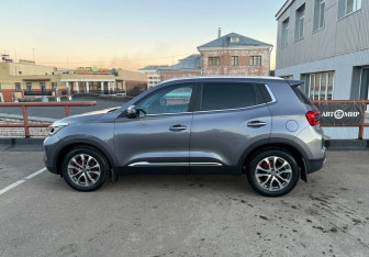 Подержанный автомобиль Chery Tiggo 4 Pro 2023 года (8 фото)