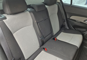 Подержанный автомобиль Chevrolet Cruze Sedan 2012 года (11 фото)