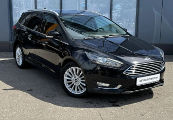 Подержанный автомобиль Ford Focus Wagon 2018 года (3 фото)