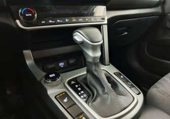 Подержанный автомобиль Kia Seltos 2021 года (11 фото)