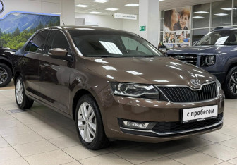 Подержанный автомобиль Skoda Rapid Liftback 2019 года (3 фото)