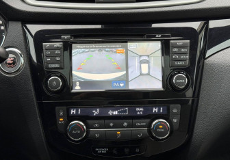 Подержанный автомобиль Nissan Qashqai 2014 года (15 фото)