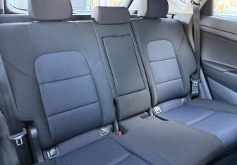 Подержанный автомобиль Hyundai Tucson 2016 года (15 фото)