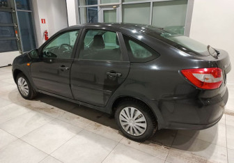 Подержанный автомобиль LADA (ВАЗ) Granta Sedan 2014 года (5 фото)
