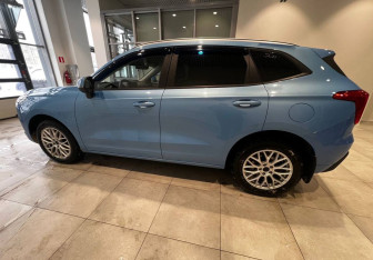 Подержанный автомобиль Haval Jolion 2022 года (8 фото)