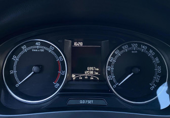 Подержанный автомобиль Skoda Rapid Liftback 2019 года (12 фото)