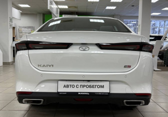 Подержанный автомобиль Kaiyi E5 2023 года (6 фото)