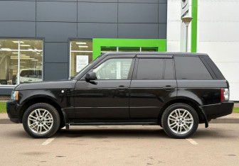 Подержанный автомобиль Land Rover Range Rover 2010 года (8 фото)